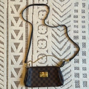 Louis Vuitton Eva handbag Daumier